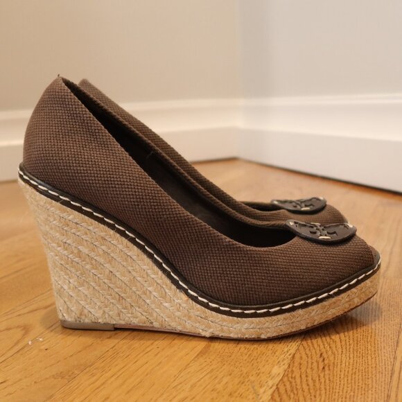 TORY BURCH brown wedge shoes 10 peep hole espadrille canvas vacation boho logo - Picture 8 of 11